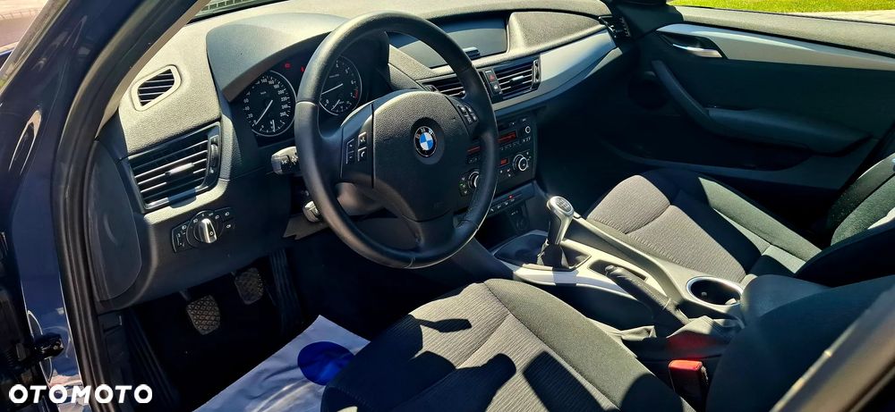 BMW X1 sDrive20i xLine - 13