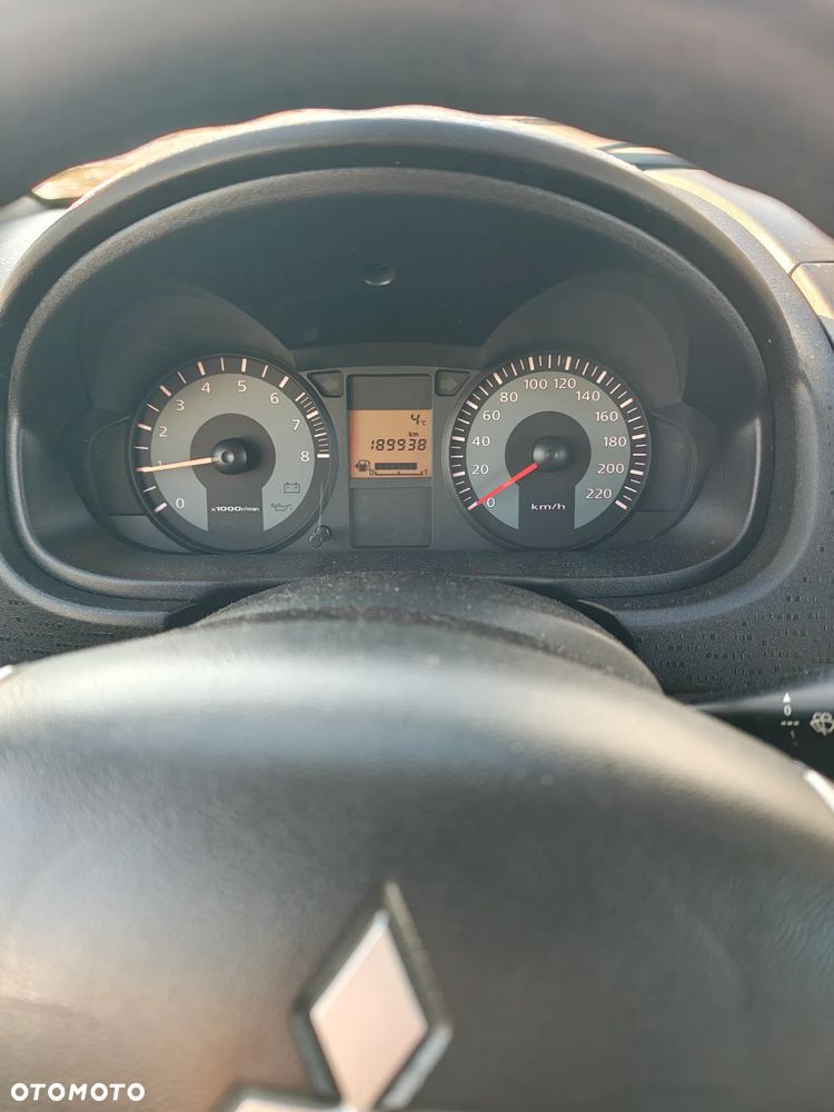 Mitsubishi Colt 1.1 - 5