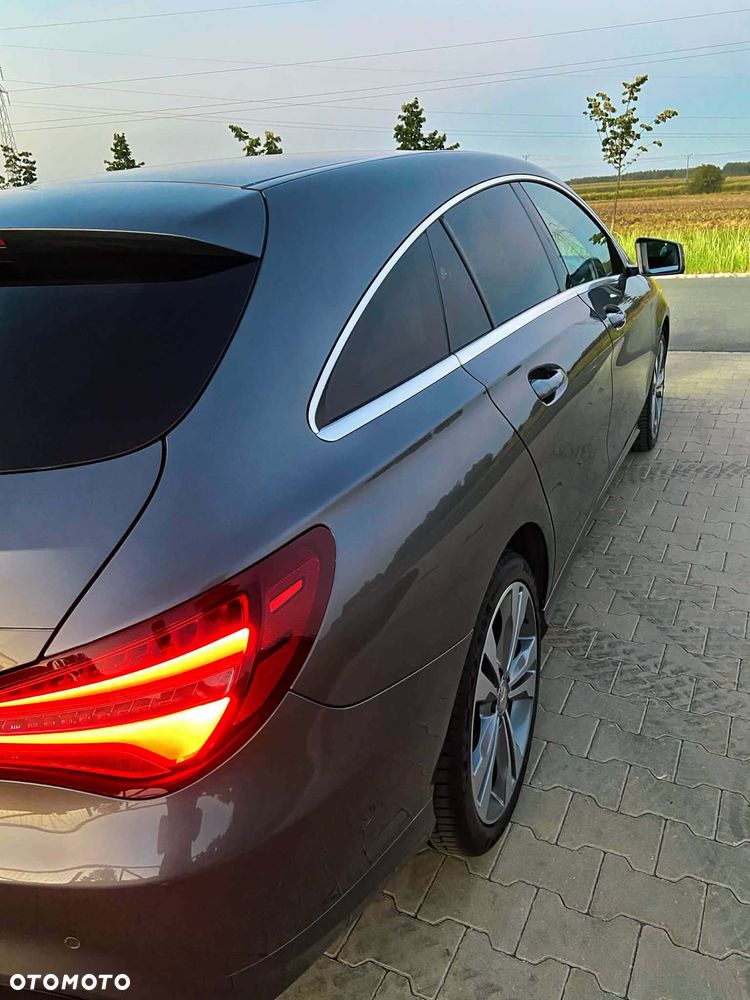 Mercedes-Benz CLA 200 - 9