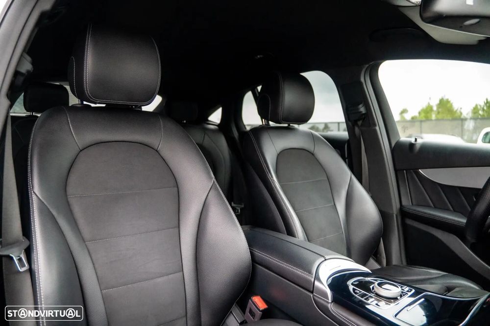 Mercedes-Benz GLC 250 d Coupé AMG Line 4-Matic - 29