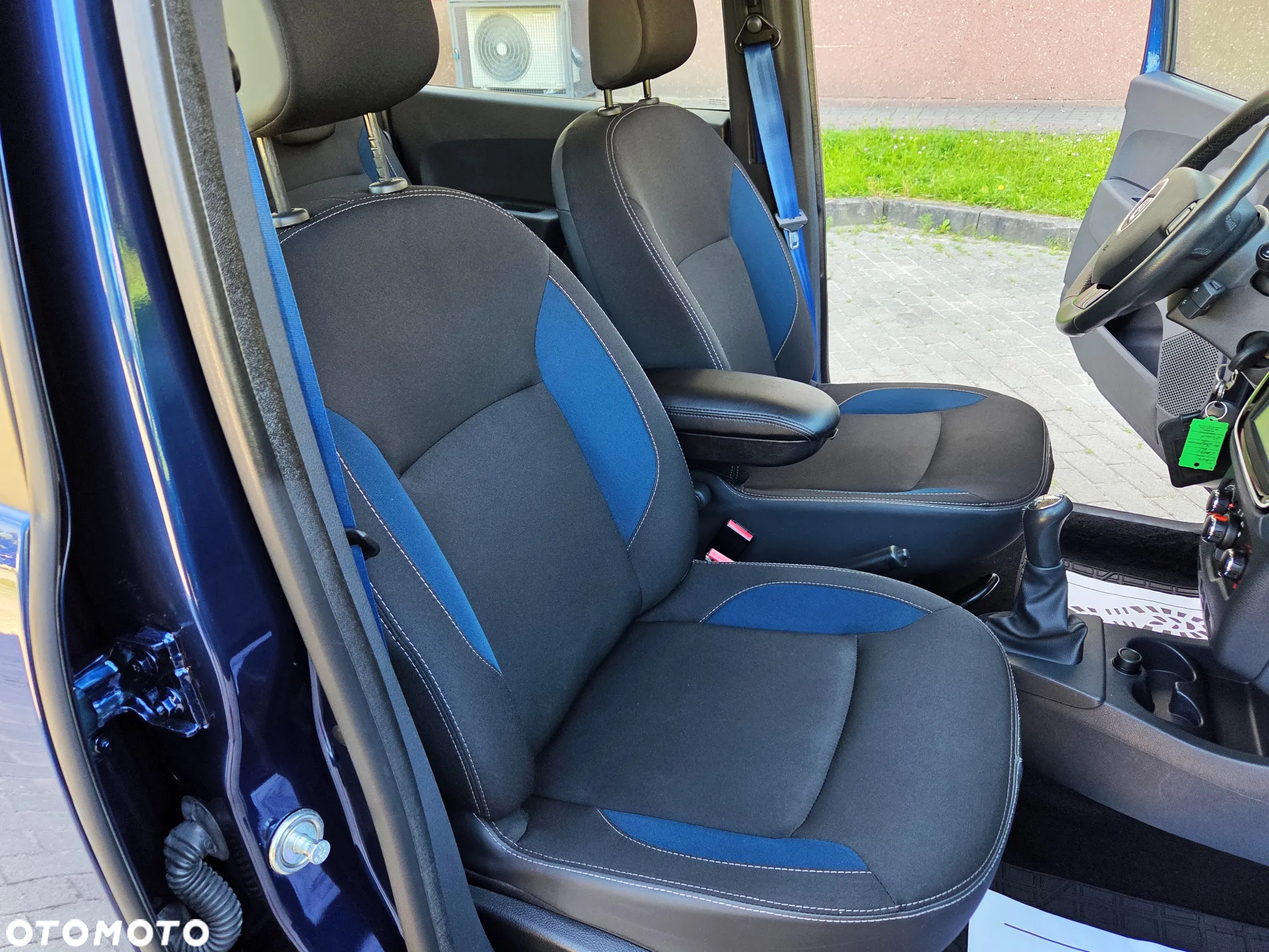 Dacia Lodgy TCe 115 Laureate - 26