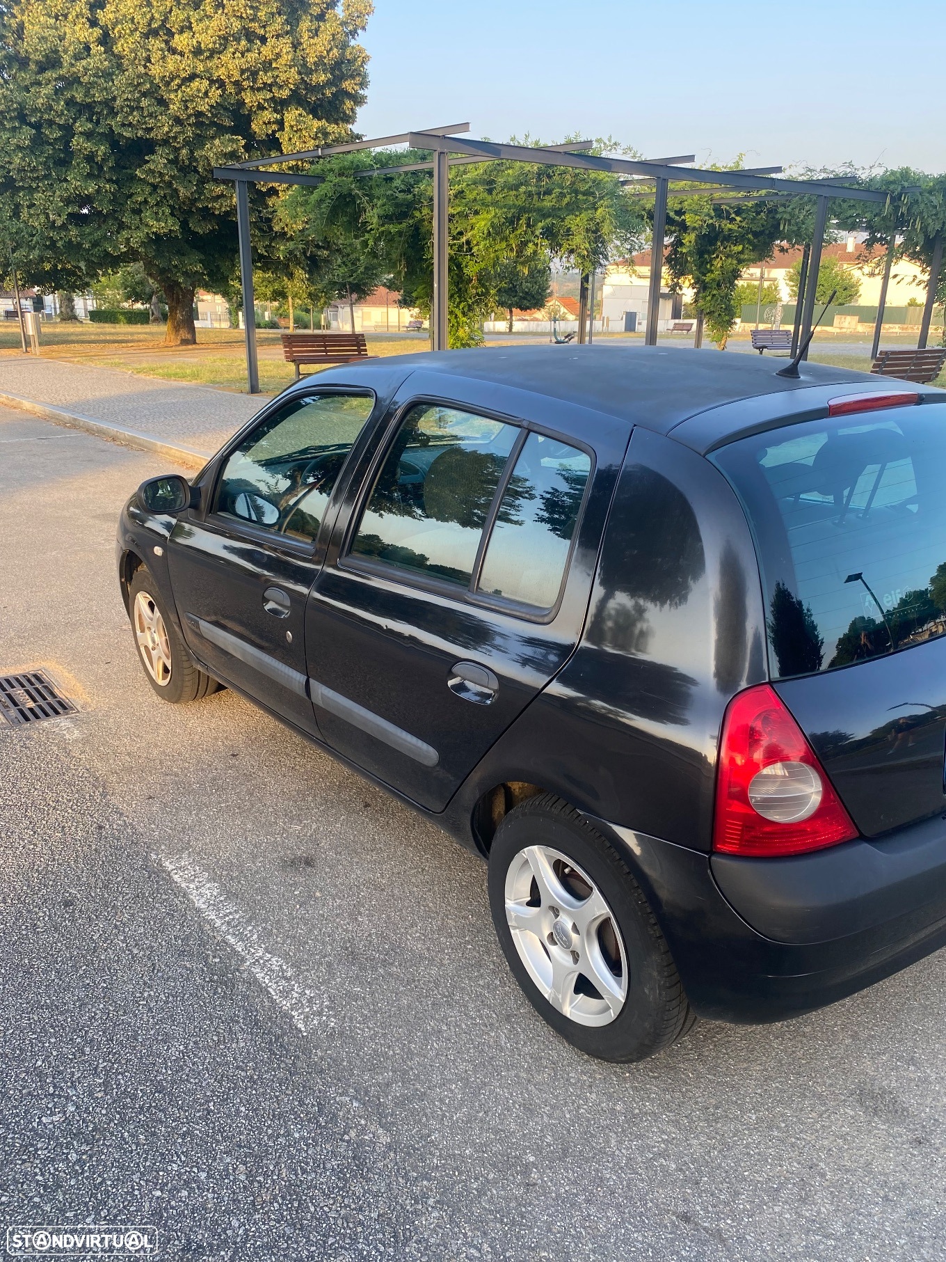Renault Clio 1.5 dCi Confort - 5