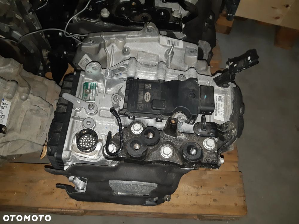 Skrzynia biegów automatyczna Land Rover Discovery Sport L550 2.0D 9HP50 - 1