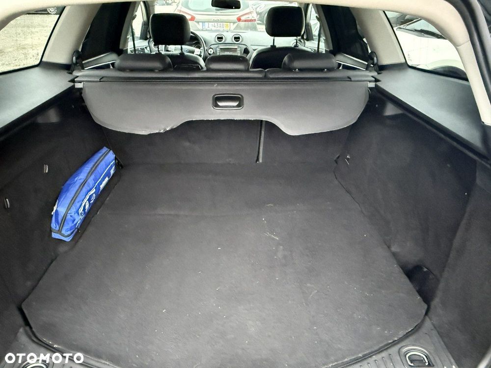 Ford Mondeo 2.0 EcoBoost ST-Line - 12