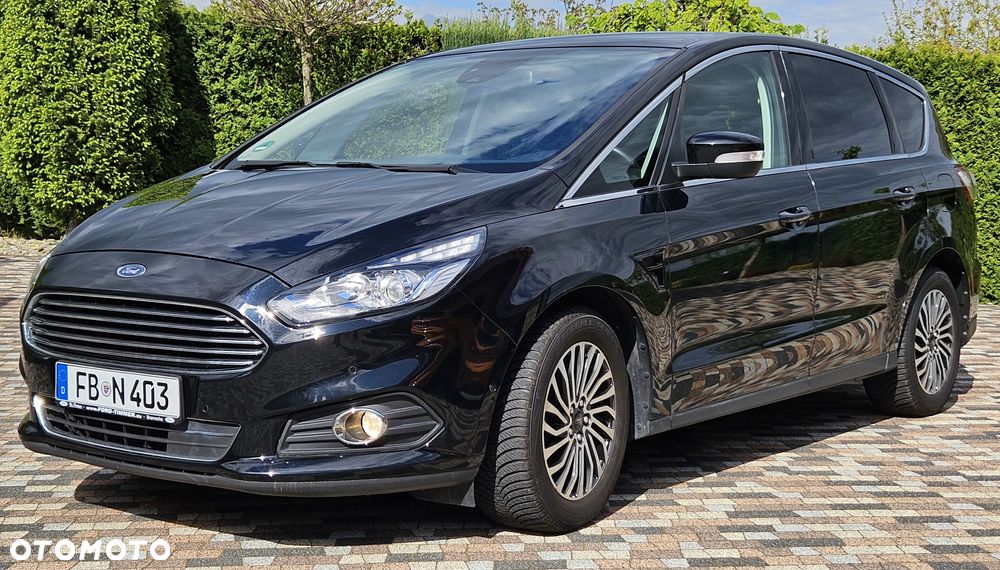 Ford S-Max - 36