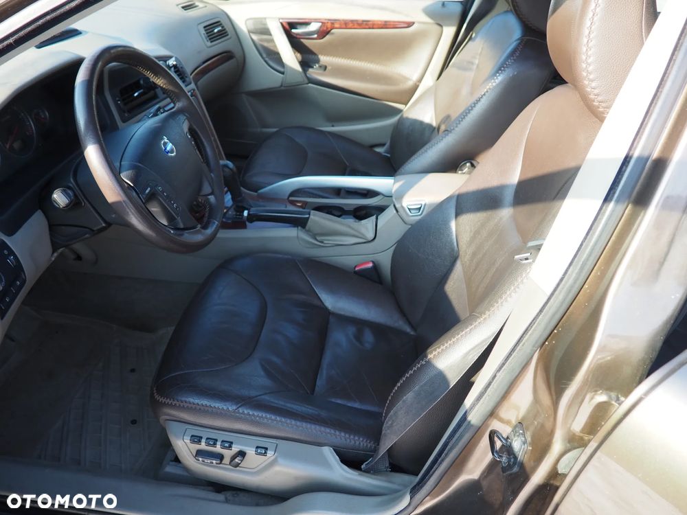 Volvo XC 70 - 7