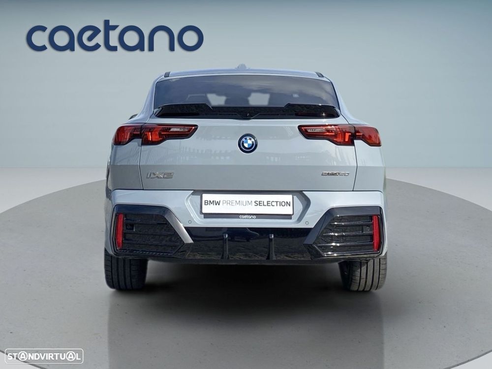 BMW iX2 eDrive20 Pack Desportivo M Pro - 22