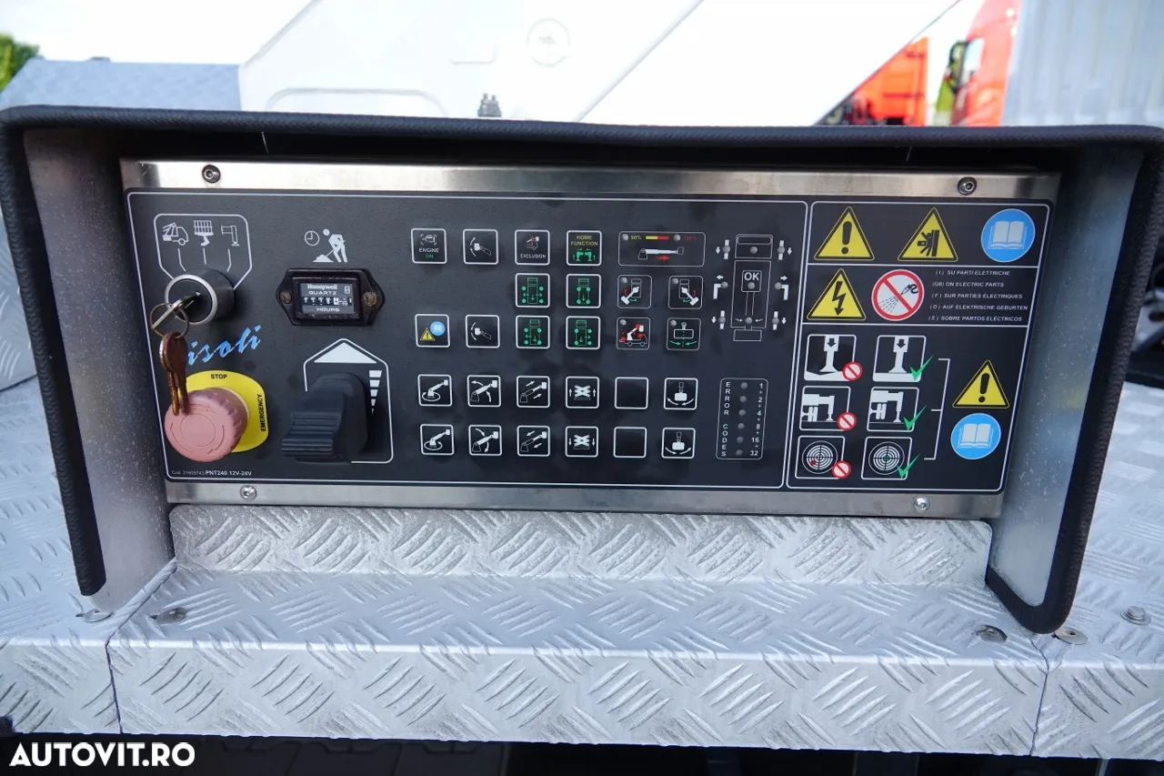 Renault MAXITY 130,35 / 20 METRI LIFT / KLUBB VAT-66-NLX COS / COS 2 PERSOANE - 250 KG / DUPA CONTRACTUL DE SERVICE - 18