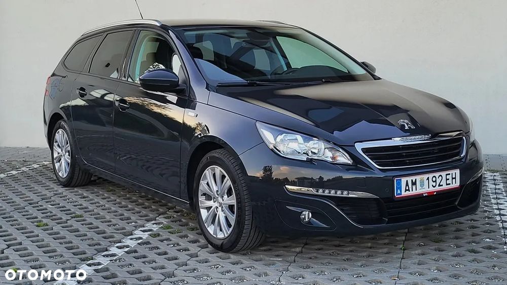 Peugeot 308 1.2 PureTech Business Line S&S - 4