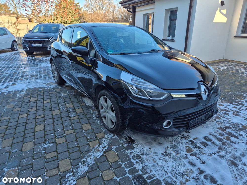 Renault Clio 1.2 16V 75 Life - 1