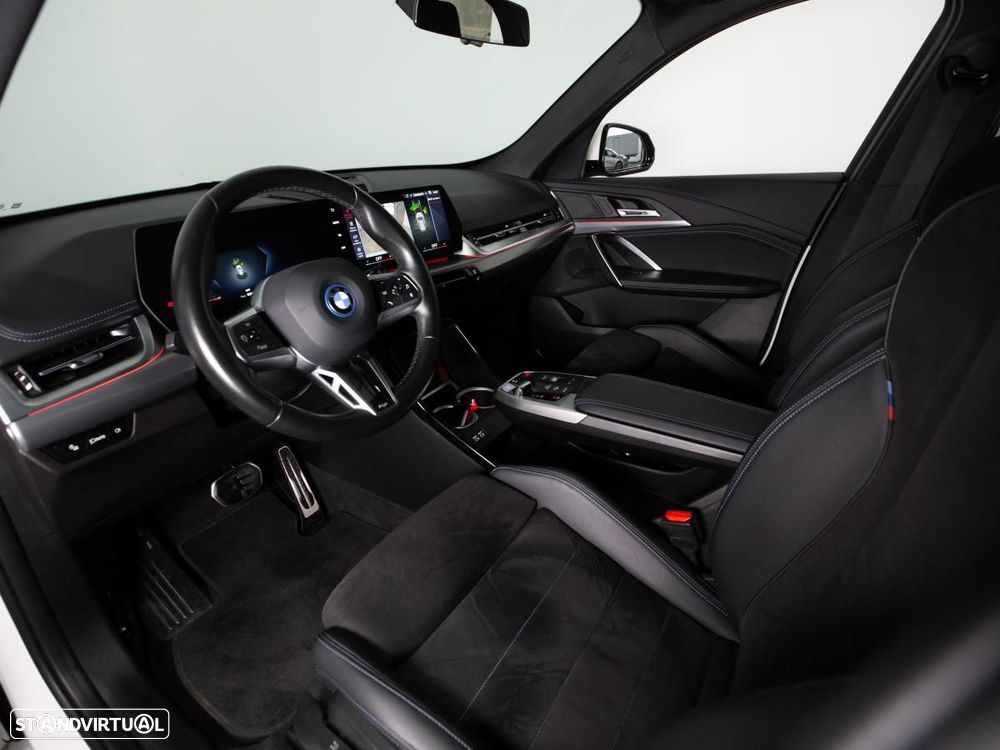 BMW iX1 eDrive20 - 7