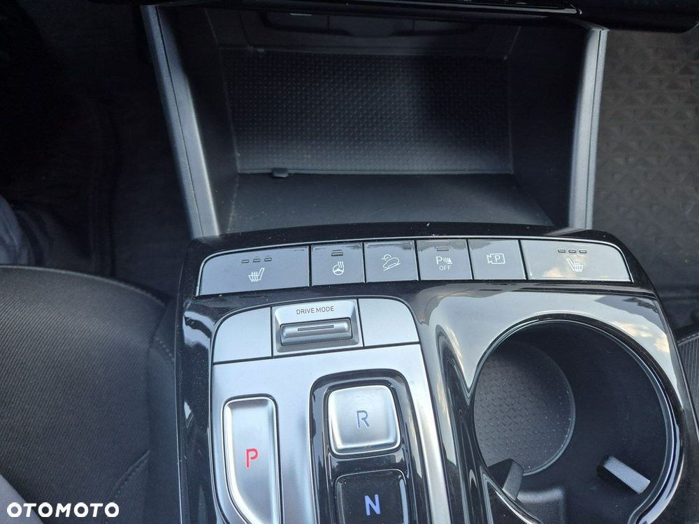 Hyundai Tucson 1.6 T-GDi HEV Smart 2WD - 19