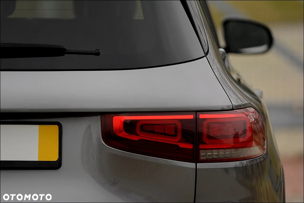 Mercedes-Benz GLB 220 d 8G-DCT AMG Line - 38
