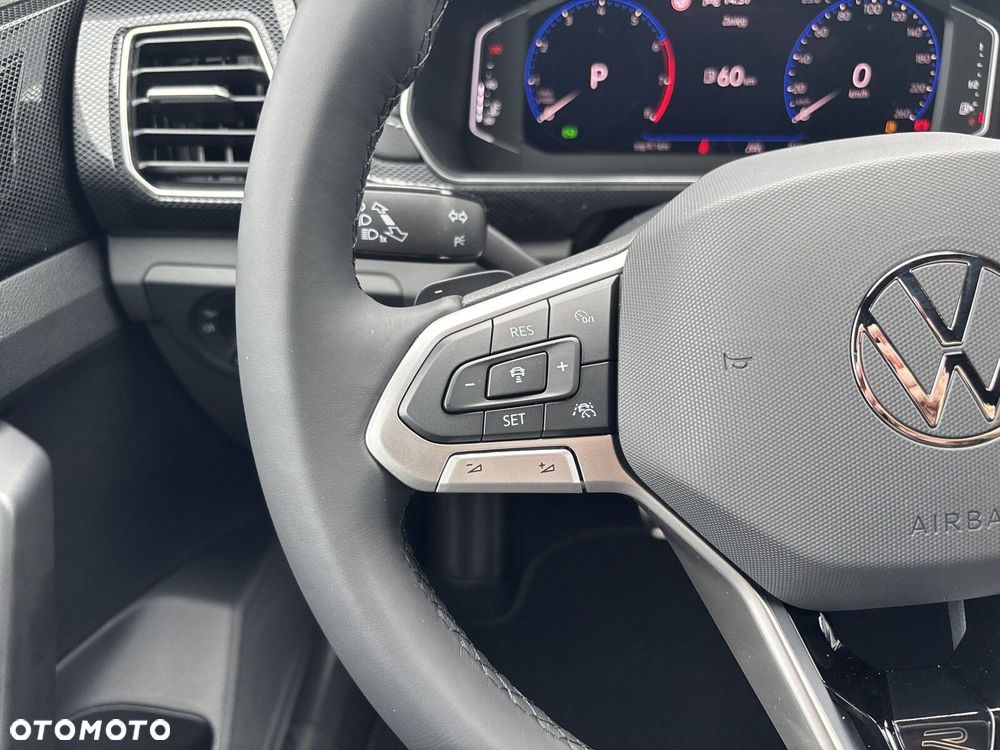 Volkswagen T-Cross - 25