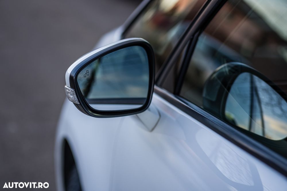 Citroën C4 Picasso BlueHDi 120 EAT6 SHINE - 28