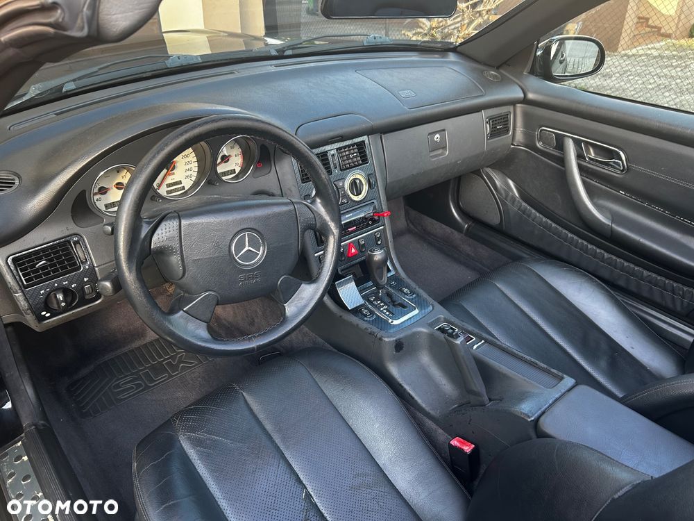 Mercedes-Benz SLK - 12