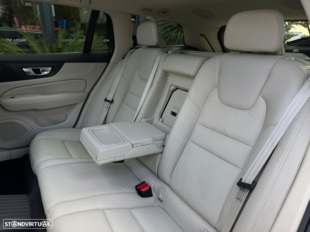 Volvo V60 2.0 T6 AWD TE Inscription - 26