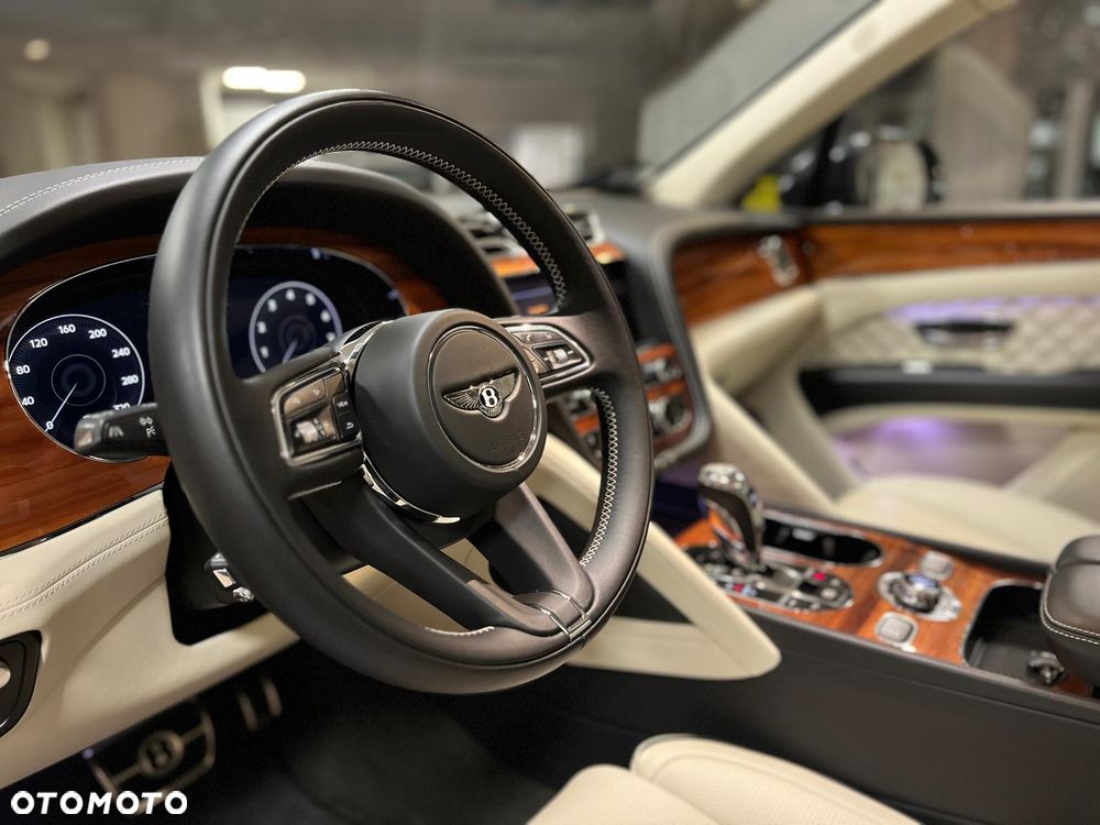 Bentley Bentayga - 16