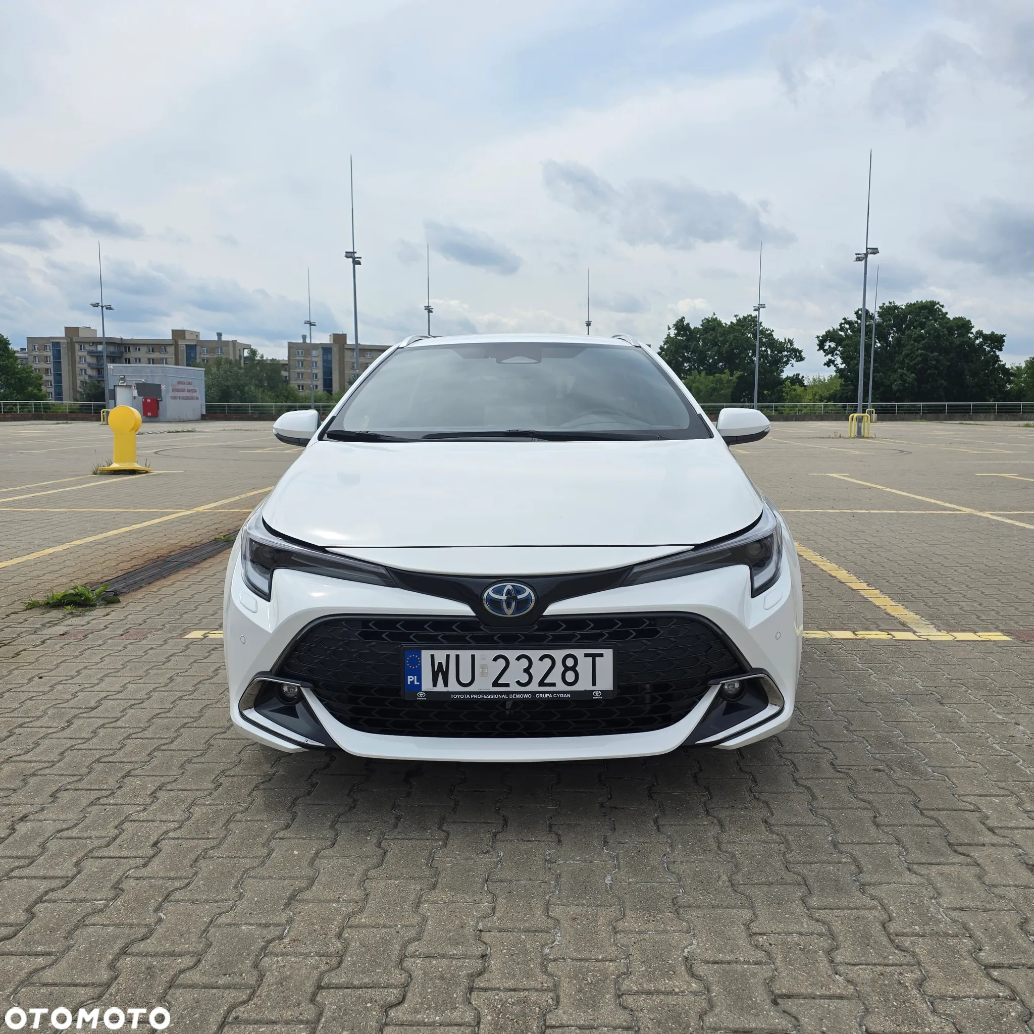 Toyota Corolla - 12