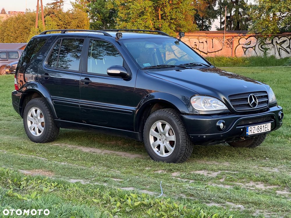 Mercedes-Benz ML - 6