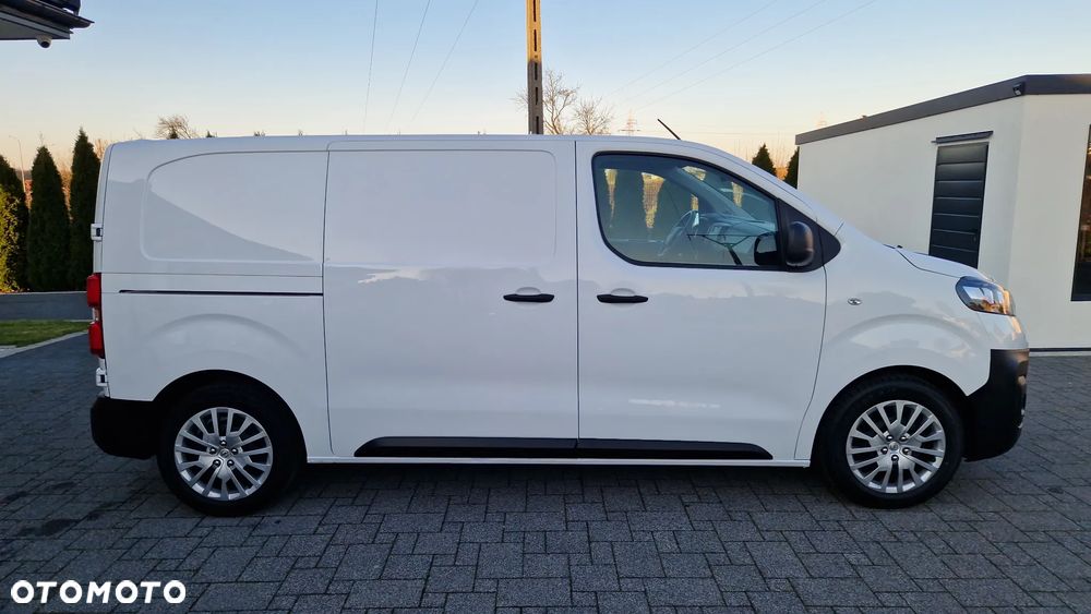 Opel Vivaro - 17