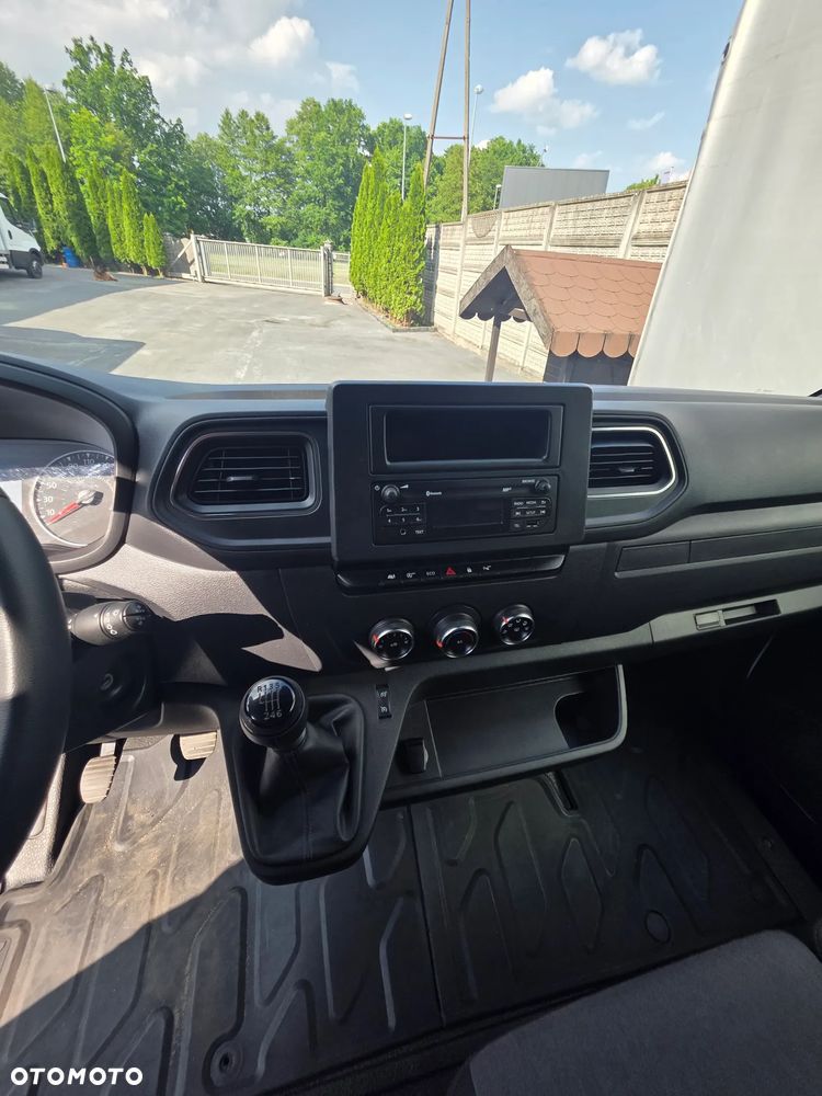 Renault Master - 32