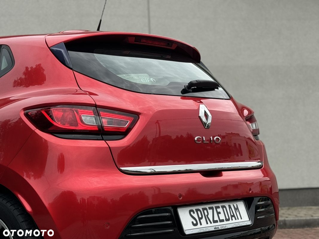 Renault Clio 1.2 16V 75 LIMITED - 15