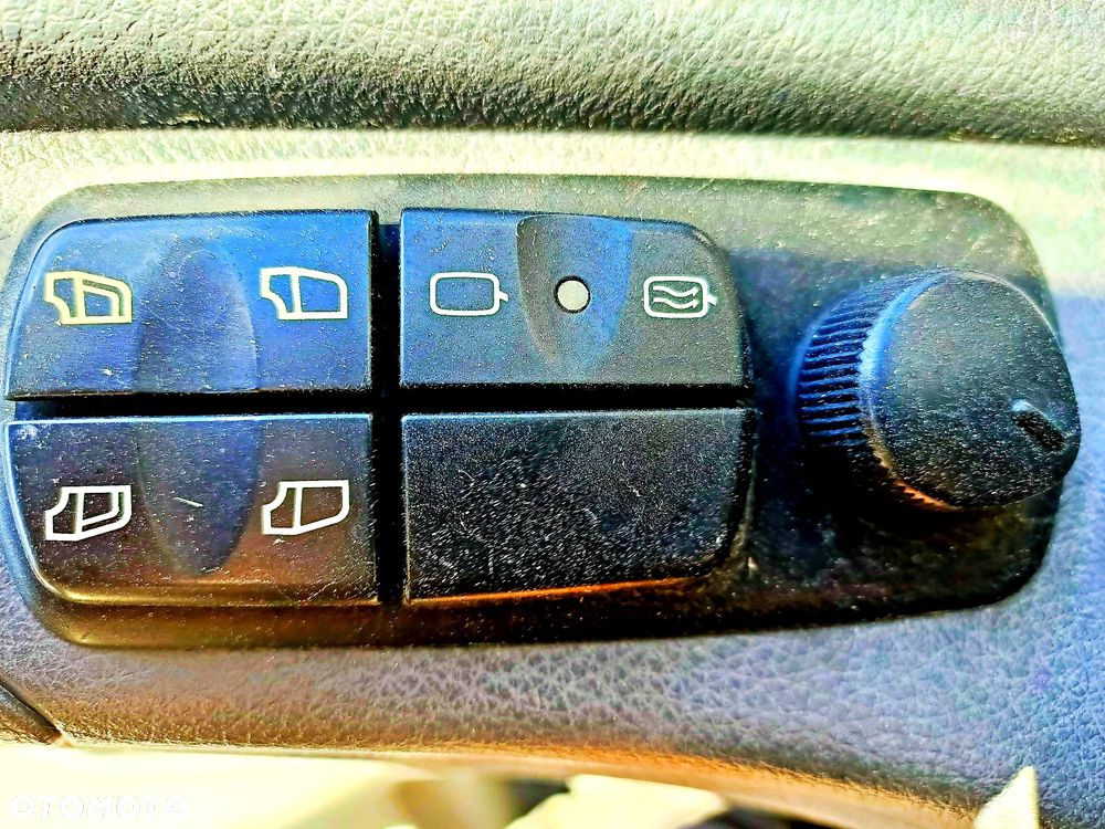 Mercedes-Benz Atego 1318N Wywrotka Żuraw Dżwig HDS Fassi F95 - 21