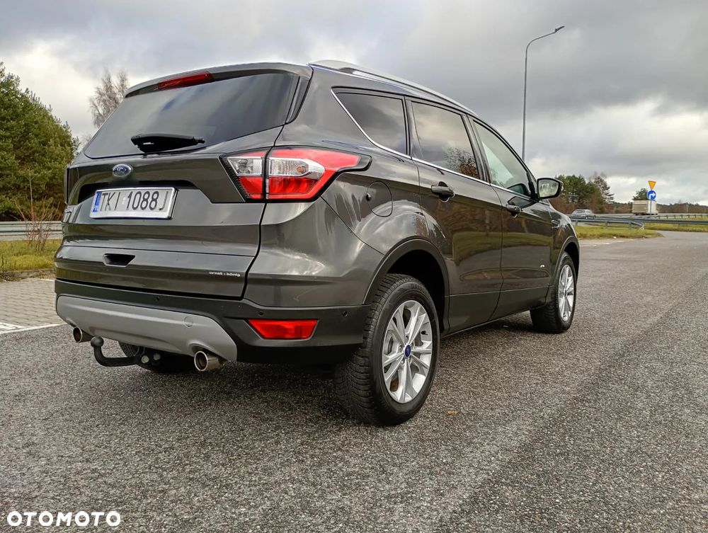 Ford Kuga 2.0 TDCi 4x4 Titanium - 4