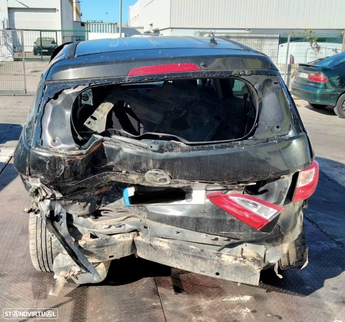 Mazda 5 Superior Wagon 1.6D de 2011 disponível para peças - 5