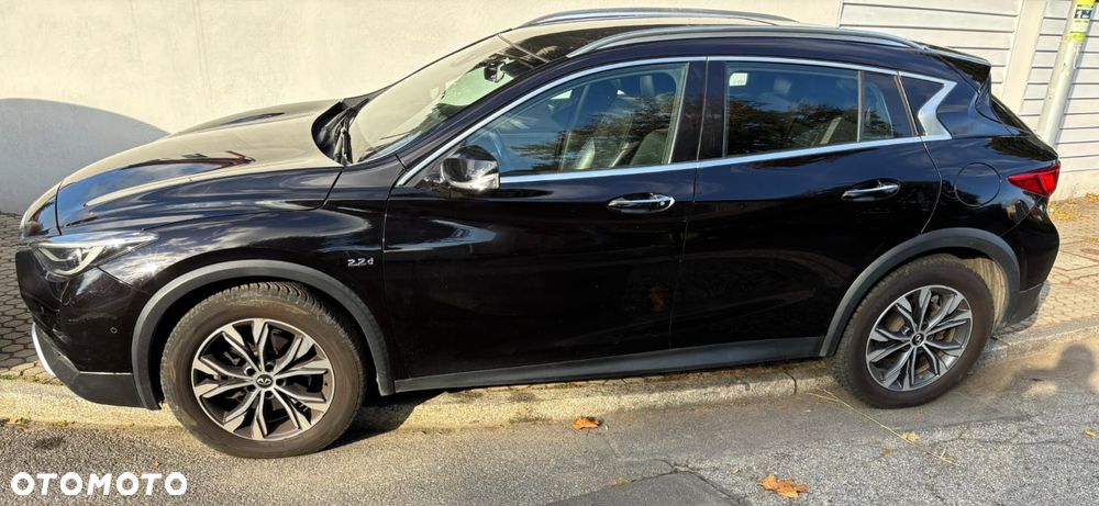 Infiniti Qx30 2016 photo 4