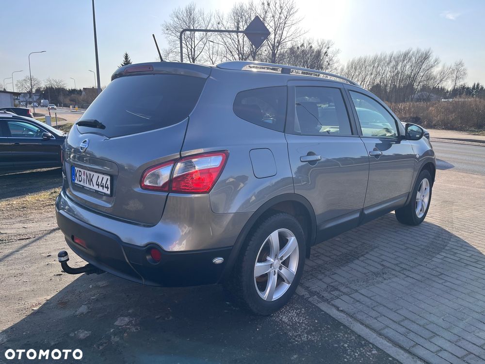 Nissan Qashqai+2 - 7