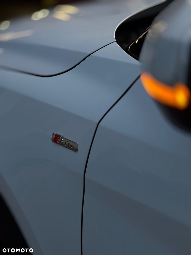 Audi A1 Sportback 30 TFSI S-Line S-tronic - 5