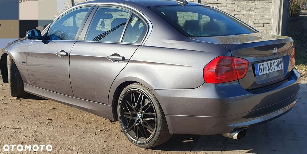 BMW Seria 3 325i - 5