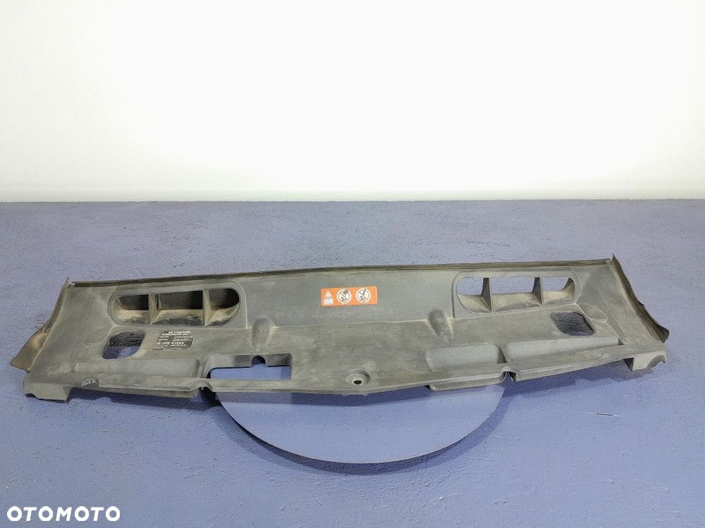 MERCEDES C W204 LIFT OSŁONA GÓRNA PASA PRZEDNIEGO A2045000155 - 1