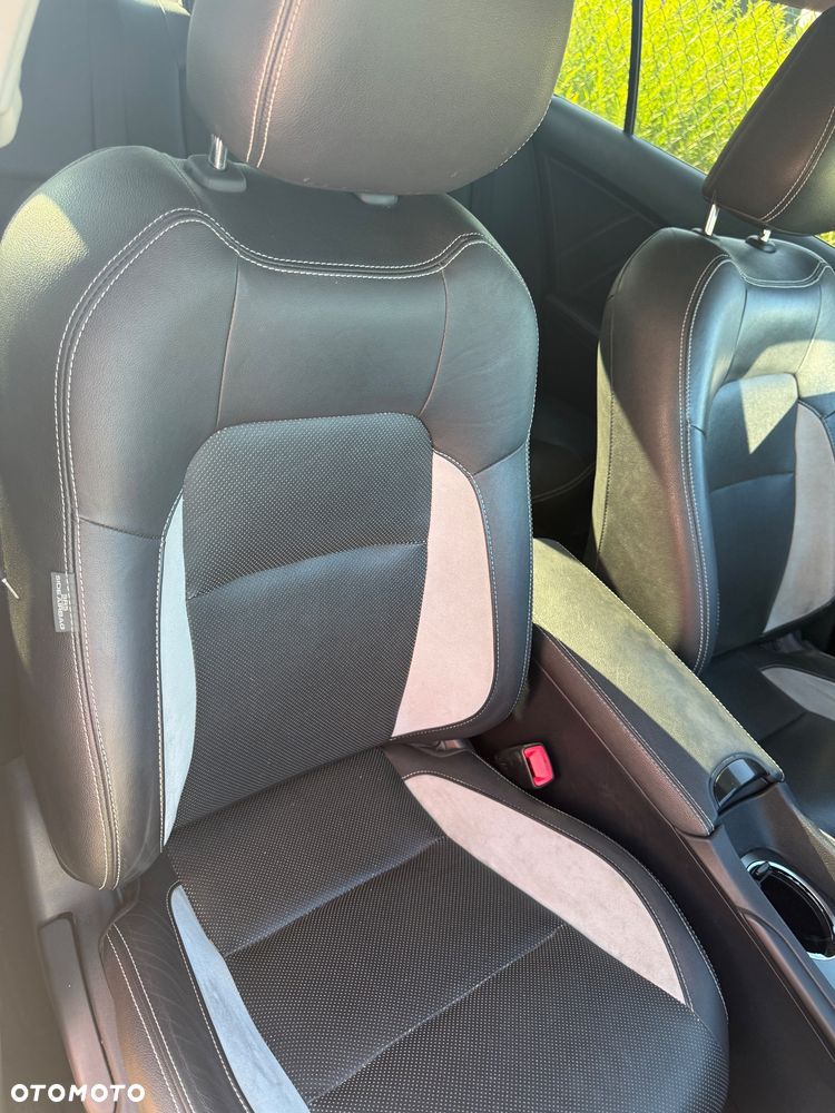 Toyota Avensis 1.8 Prestige MS - 7