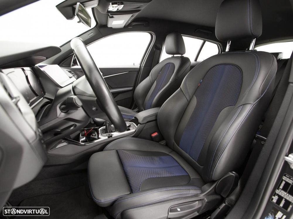 BMW 116 d Pack Desportivo M - 8