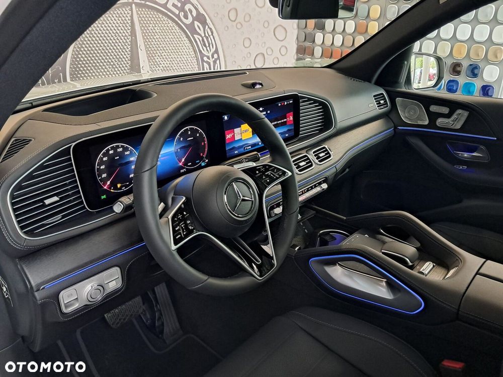 Mercedes-Benz GLE - 32