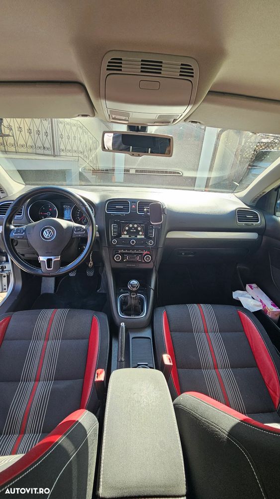 Volkswagen Golf 2.0 TDI DPF Comfortline - 6