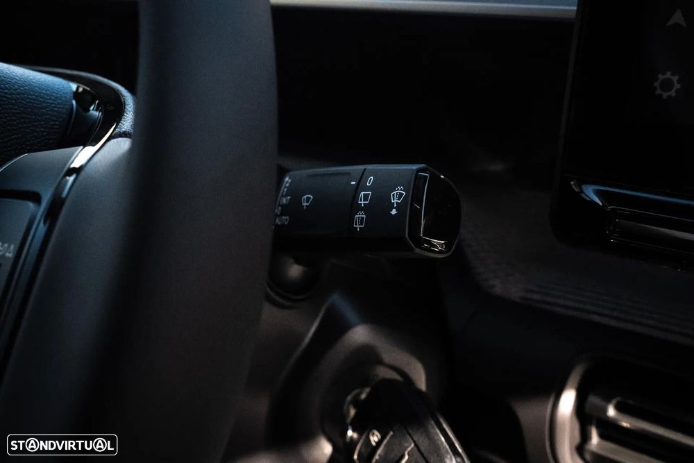 Citroën C3 Hybrid 110 ë-DCS6 PLUS - 16