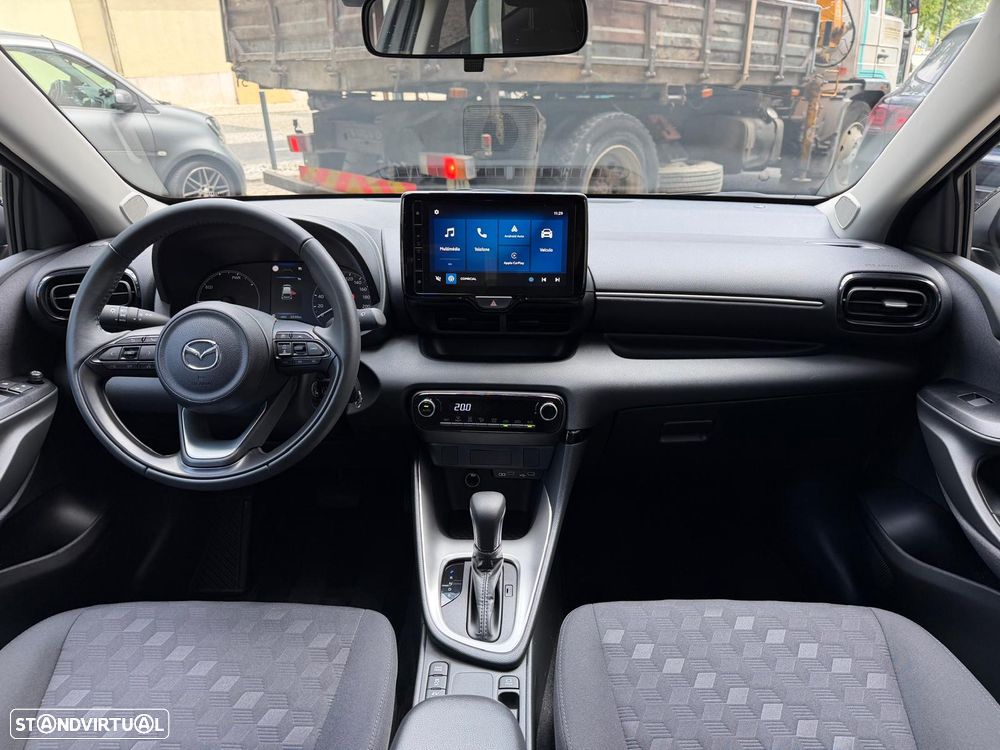 Mazda 2 1.5 L Hybrid VVT-i Centre-Line - 12