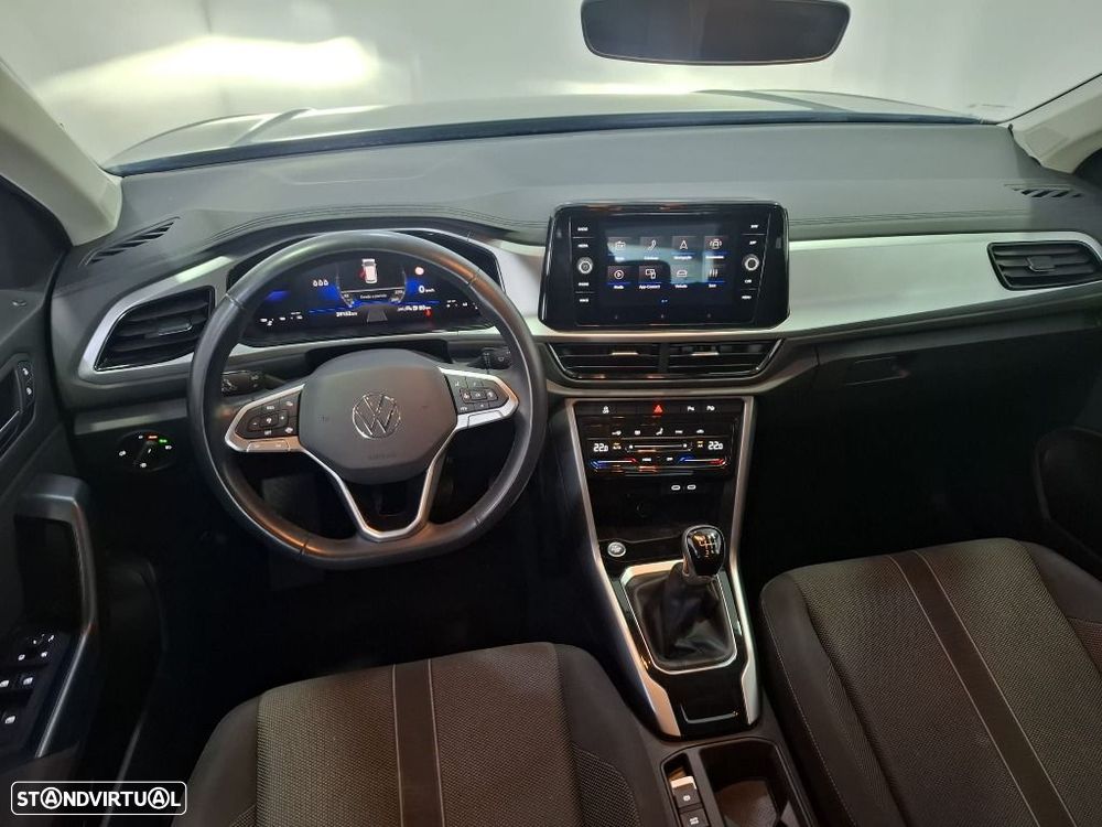 VW T-Roc 1.0 TSI Urban - 17