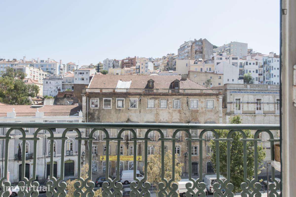 Quarto - localizado em Intendente Lisbon - Grande imagem: 5/22