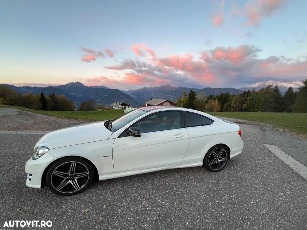 Mercedes-Benz C - 9