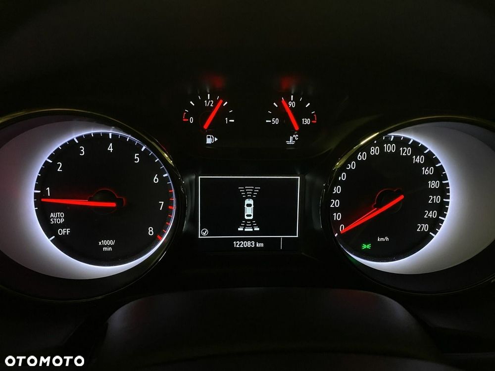 Opel Insignia - 27