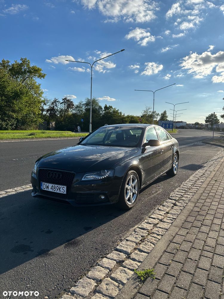 Audi A4 - 1