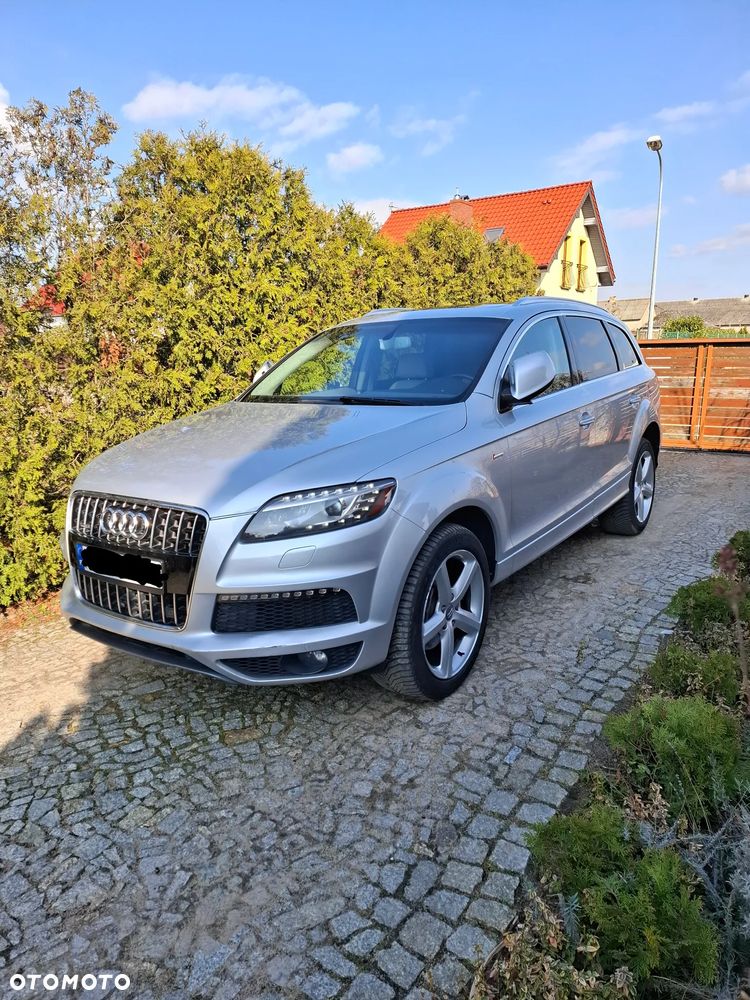 Audi Q7 - 10