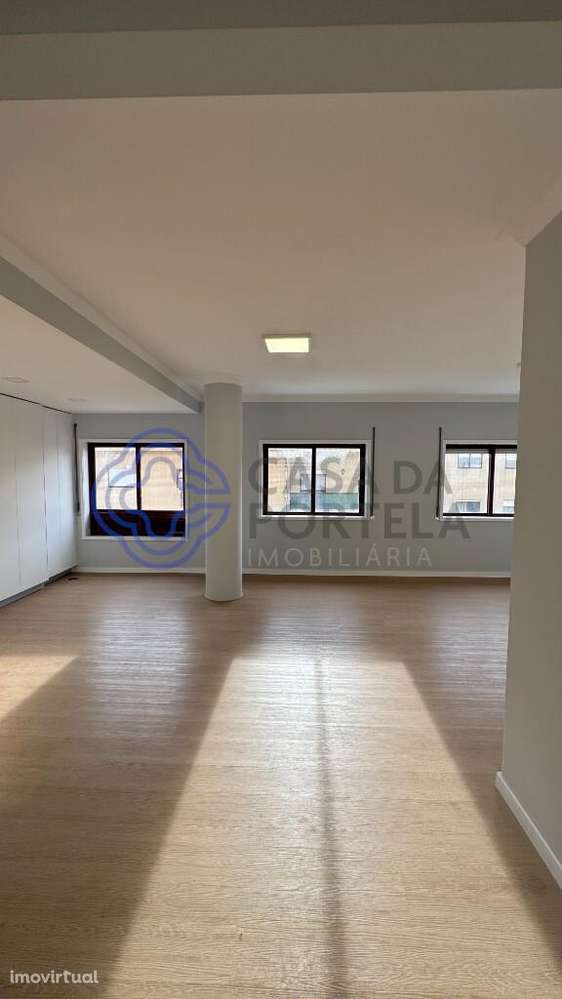 T2+1 RENOVADO STA MARINHA - Grande imagem: 5/18