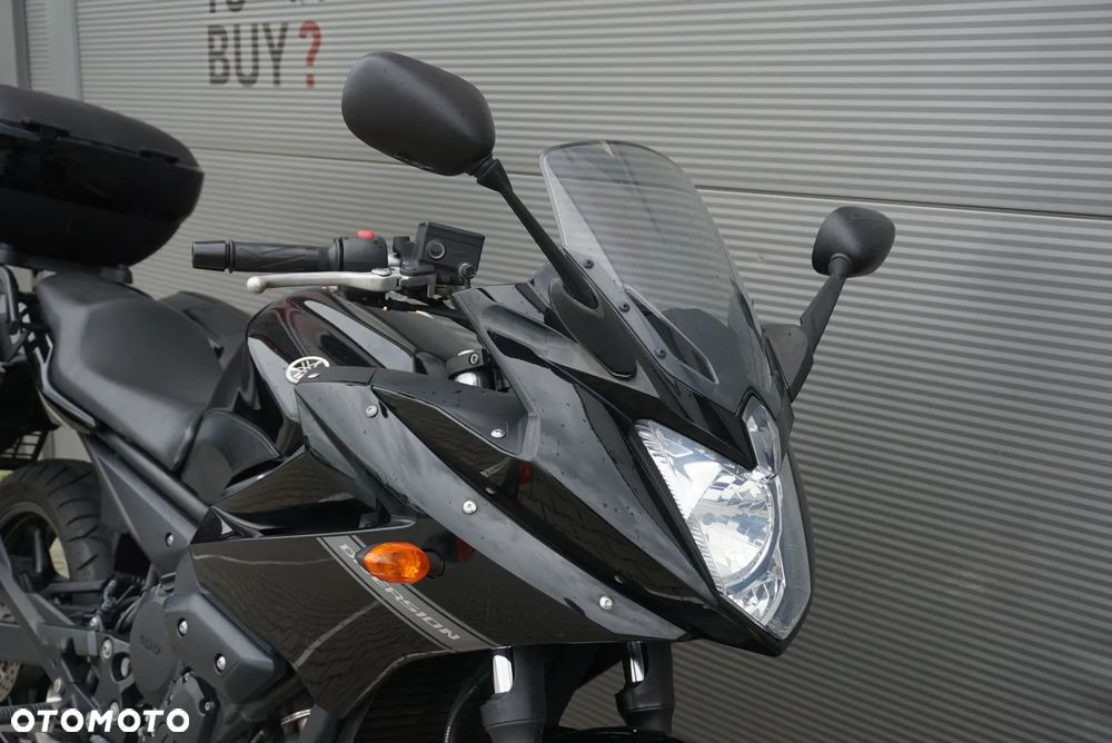 Yamaha XJ - 19