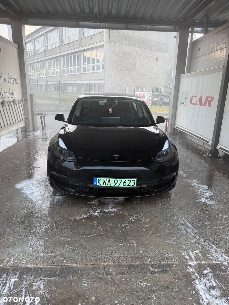 Tesla Model 3 Langstreckenbatterie Allradantrieb Dual Motor Performance - 1